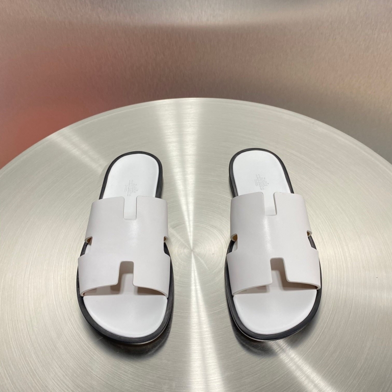 H**mes slippers